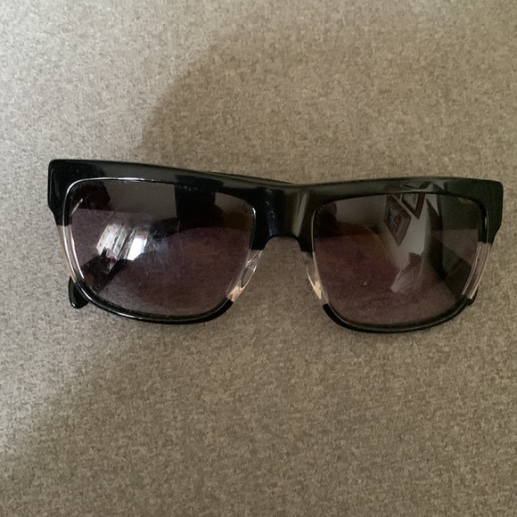 Set of 4 Sunglasses - J. Crew, Marc Jacobs, Le Specs - Picture 5 of 8